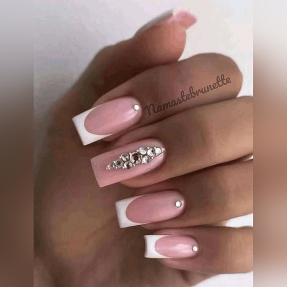 Rhinestone French Manicure Press On Nails - Picture 3 of 13